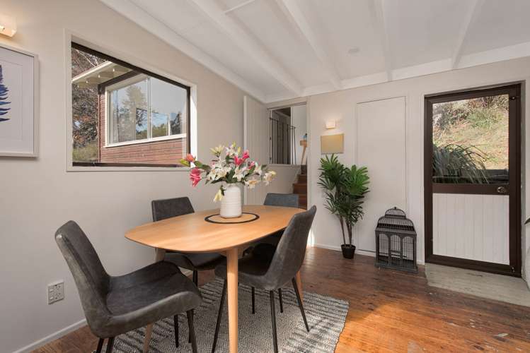 203 Fernhill Road Fernhill/Sunshine Bay_5