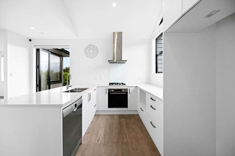 1/81 Storey Avenue Forest Lake_6