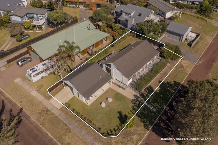 1 Mccormick Place Pauanui_2