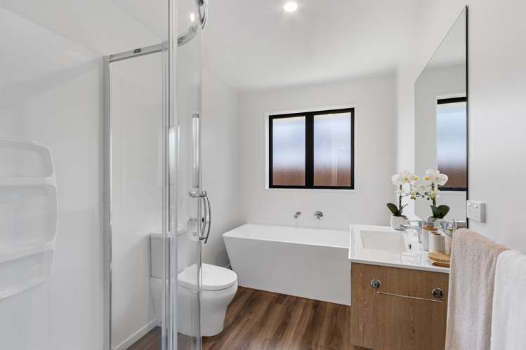 98 Oaks Drive Lincoln_9