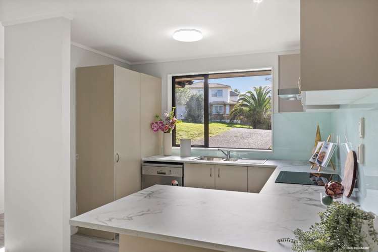 56 San Valentino Drive Henderson Heights_18