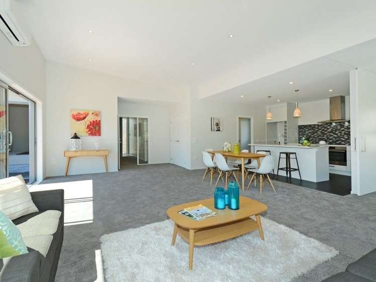 36 Meadowbank Drive Belmont_6