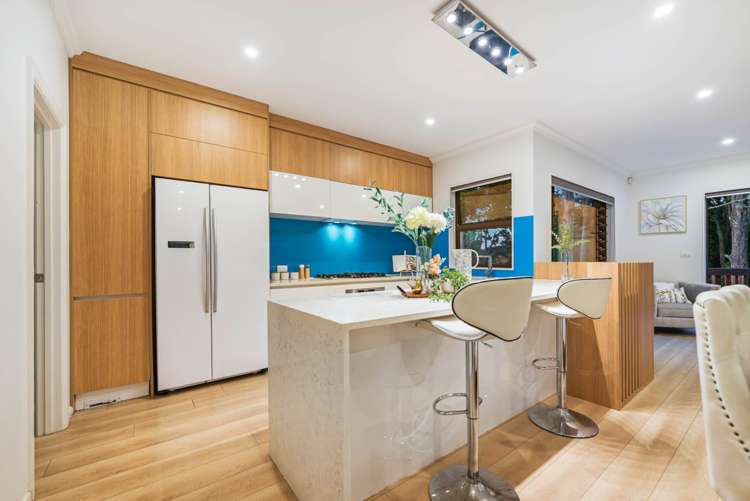 17 Evelina Lane Flat Bush_5