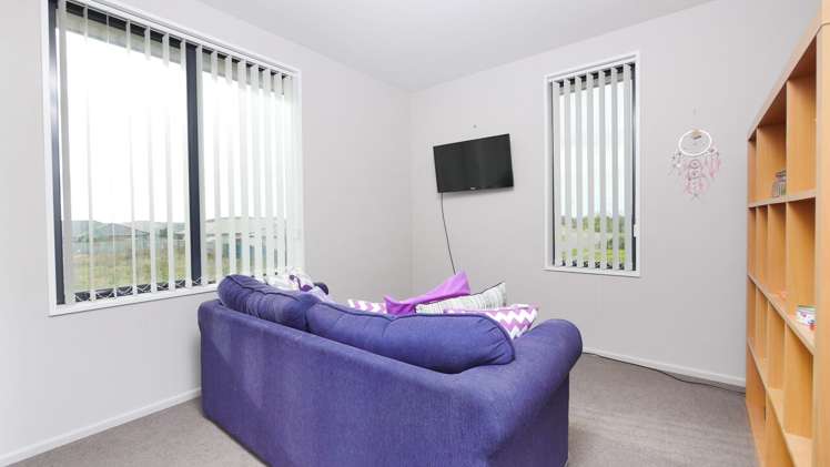 16 Kingsbridge Drive Burwood_11