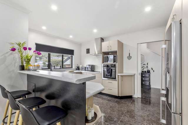 2 Endeavour Drive Whitby_3