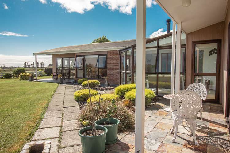 121 Caledonian Road Westport_13