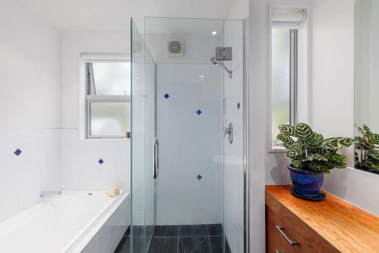 5 Emerson Crescent Diamond Harbour_13