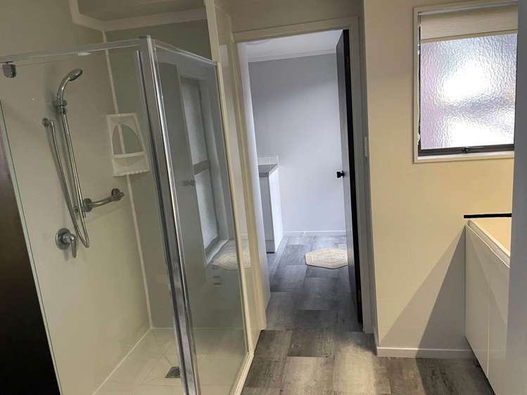 A/7 Aylmer Court Eastern Beach_9