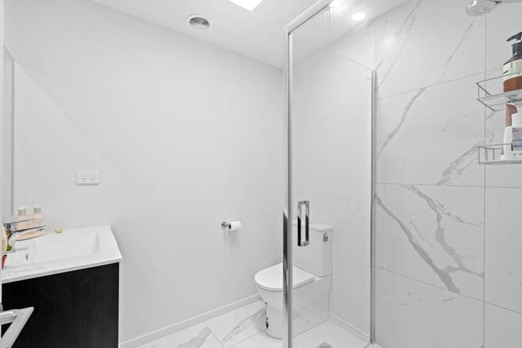 1/55 Stanmore Road Linwood_12