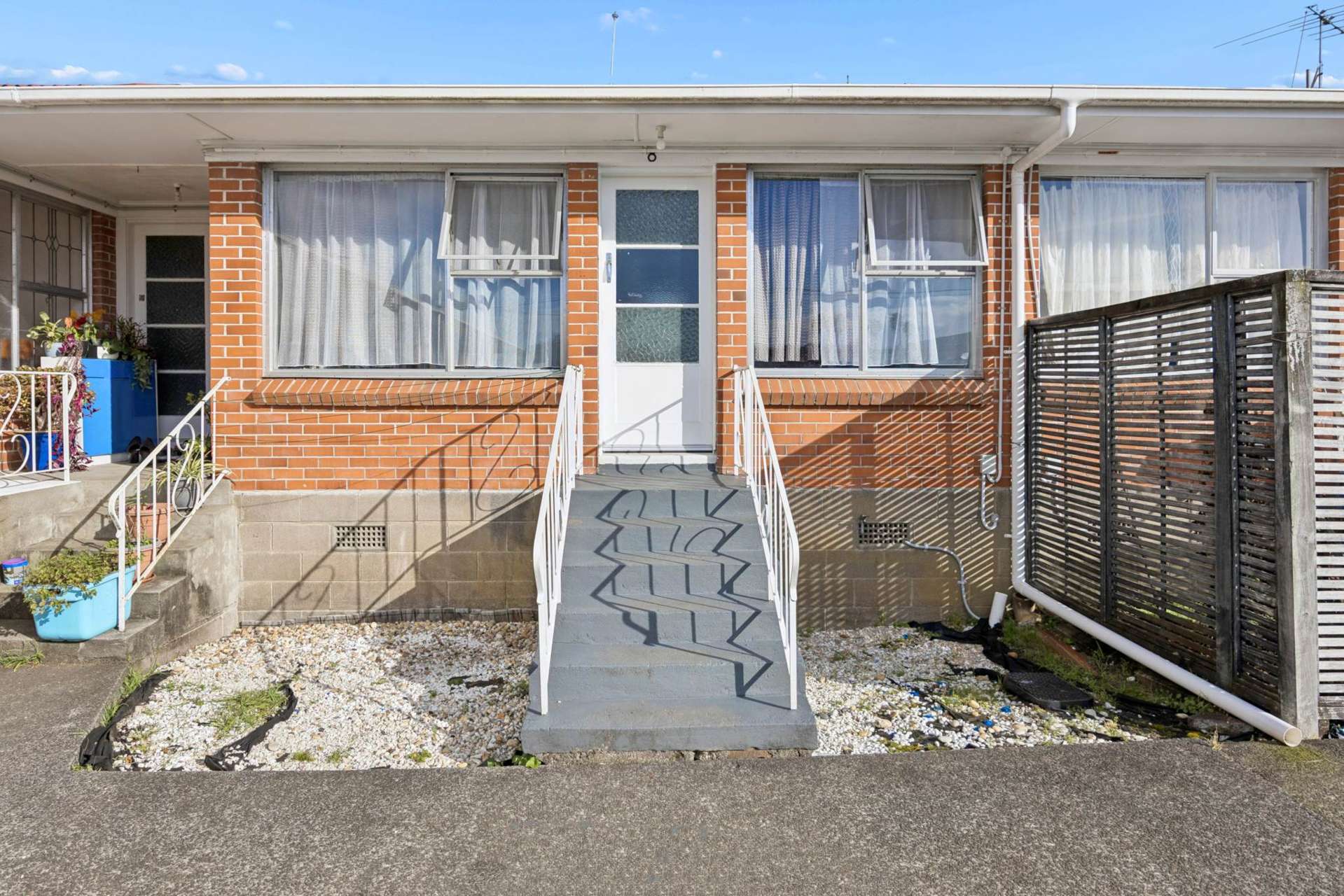 8/3 Rocklands Avenue Mt Eden_0