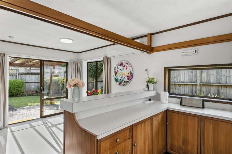 2/10 Tobruk Crescent Milford_7