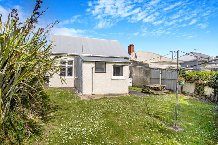 19 Loyalty Street Forbury_16