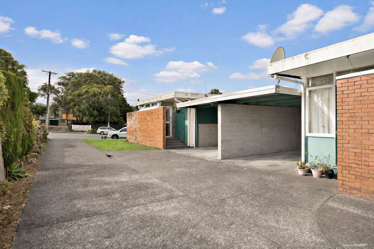 47 Mount Smart Road_1