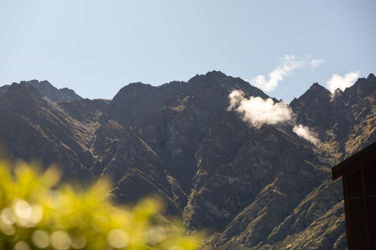 1 Brett Lane Jacks Point_24