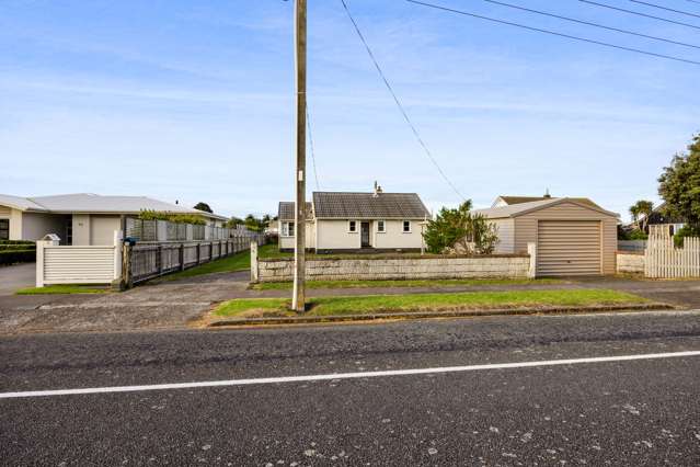 14 Egmont Street Patea_2