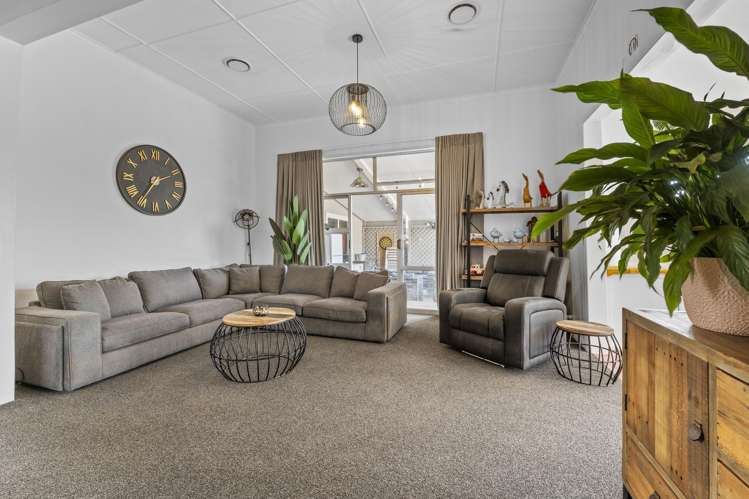 18 Kawei Road Hawera_4