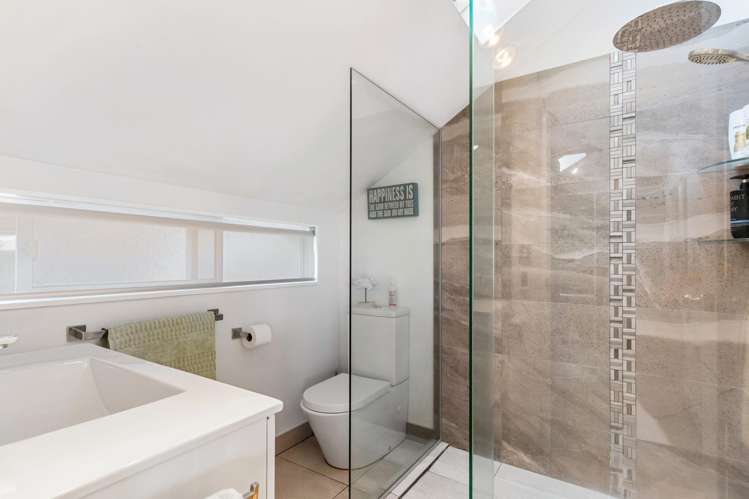 2/66 Haseler Crescent Howick_15