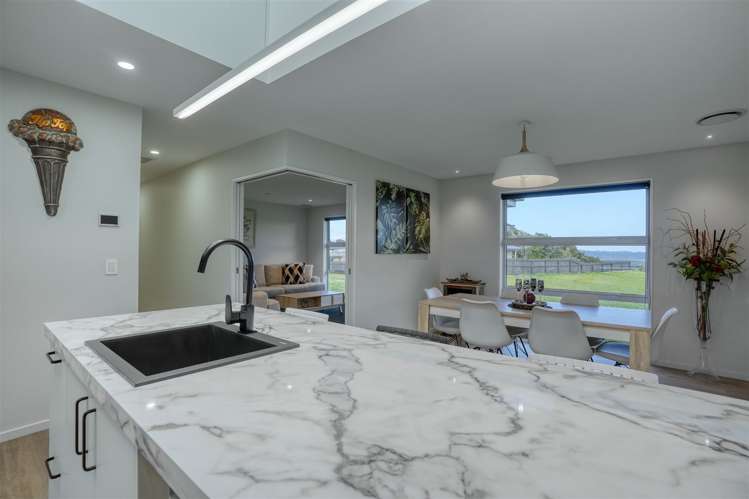 25 Racecourse Terrace Rise Hokitika_7