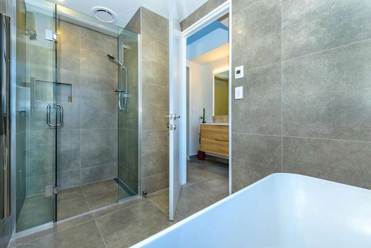 10 Benashet Drive Lincoln_21