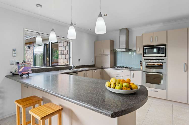 18 Ludlam Way Otaki_10