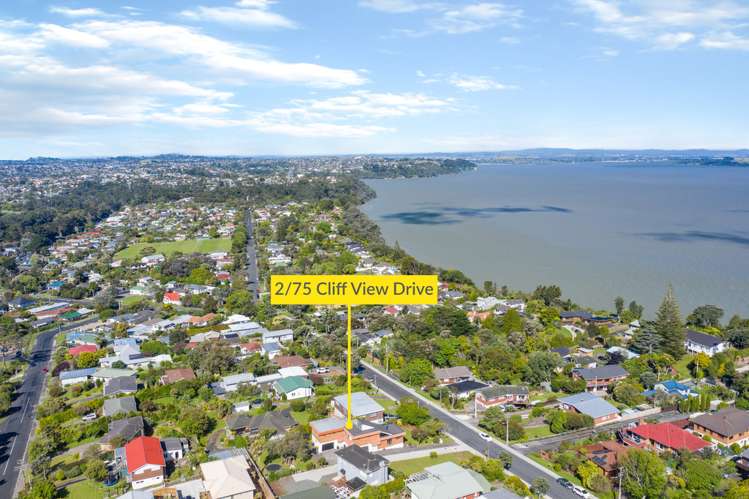 2/75 Cliff View Drive Green Bay_12