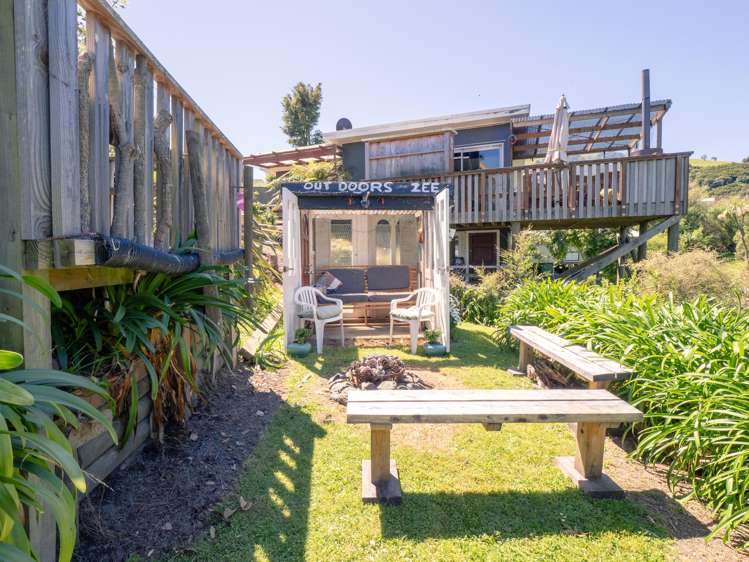 10 Whareora Terrace Wainui_10