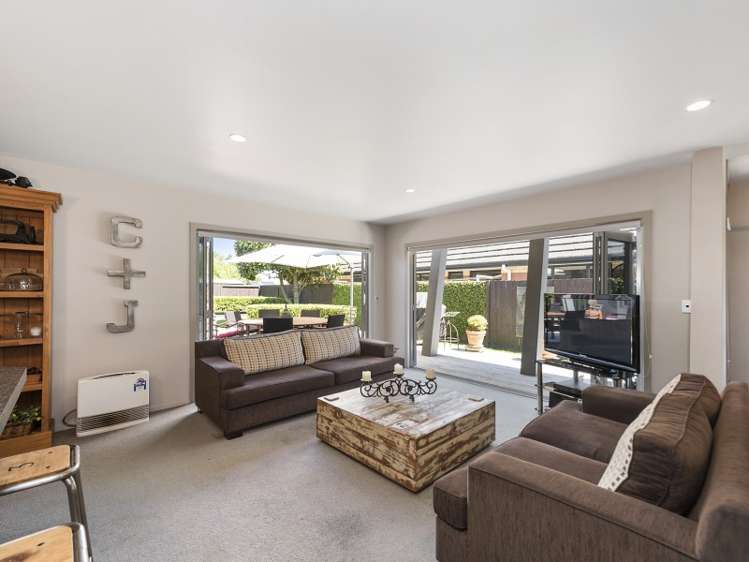 82 Saint James Drive Huntington_4