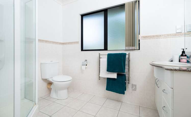 3 Parani Court Te Atatu Peninsula_14