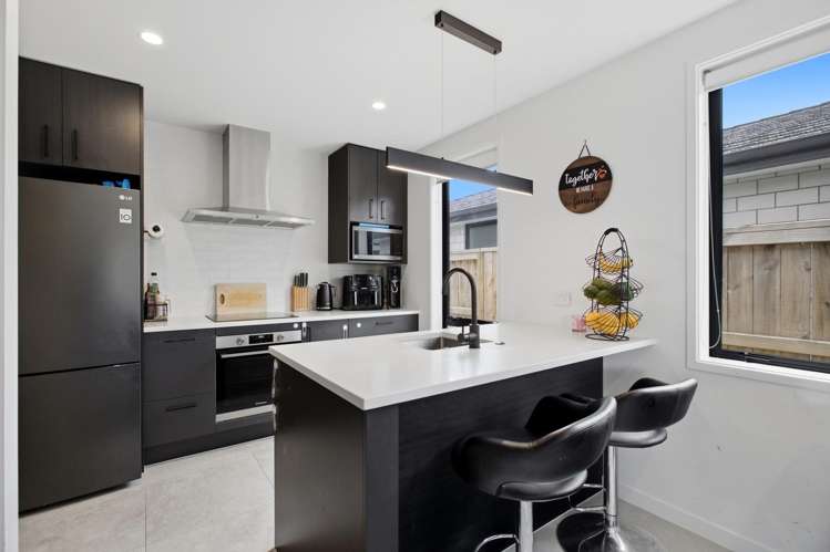 12 Hinaki Street Poike_1