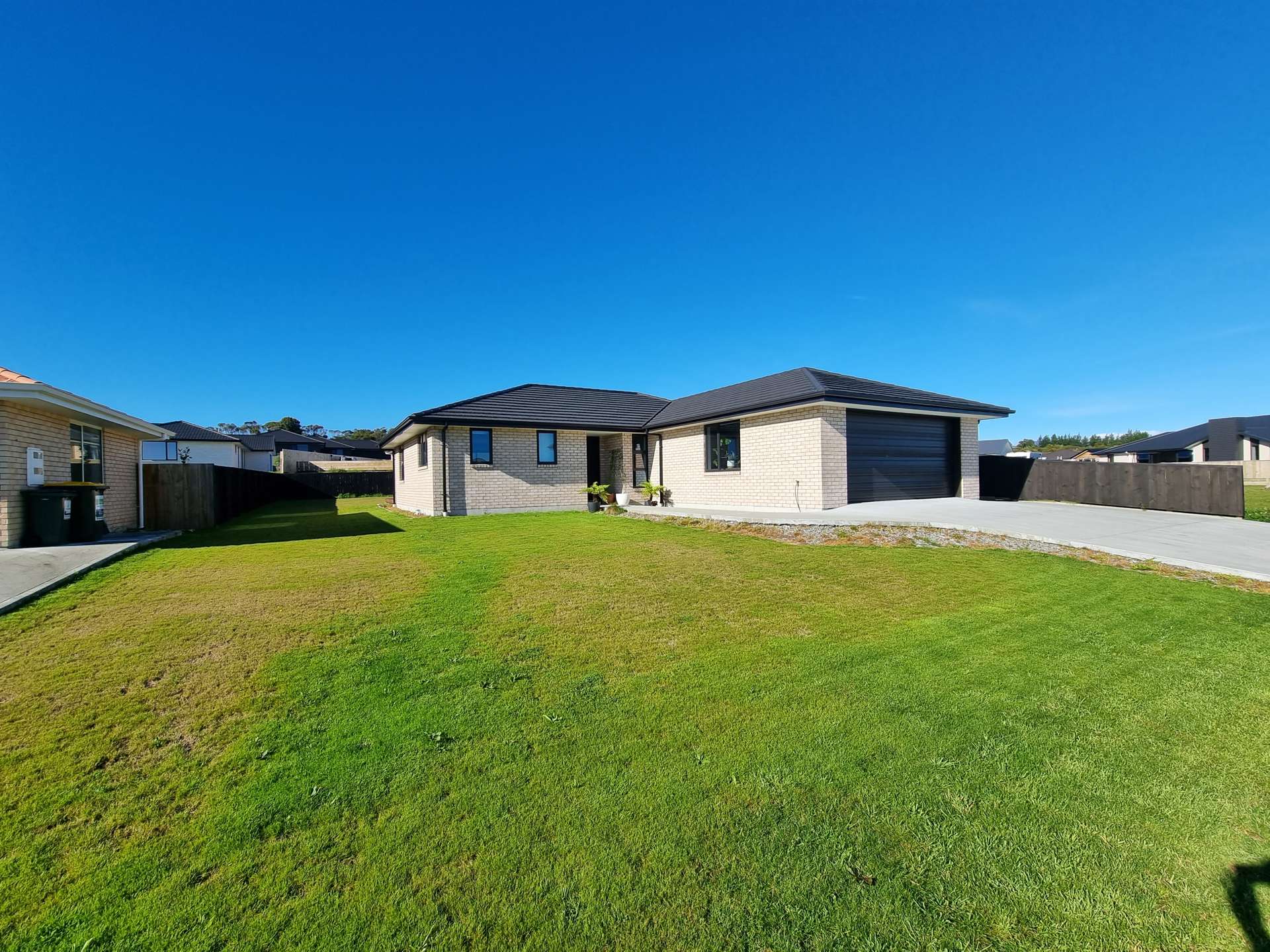 18 Racecourse Terrace Rise Hokitika_0