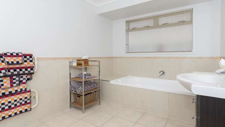 21 Malta Crescent Katikati_16