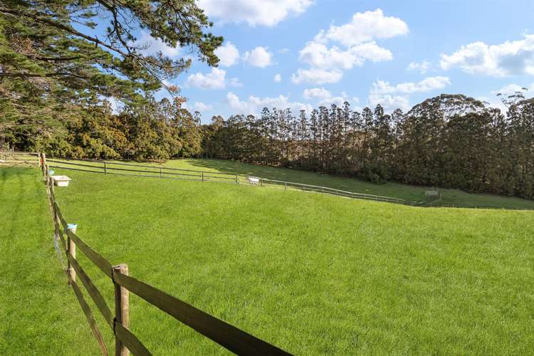 1115 State Highway 16 Waimauku_36