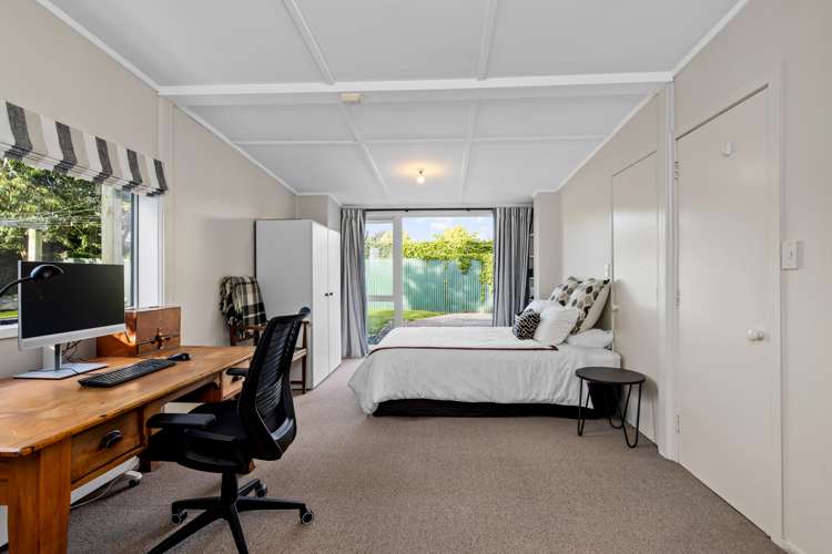 63 Naylor Street Hamilton East_15