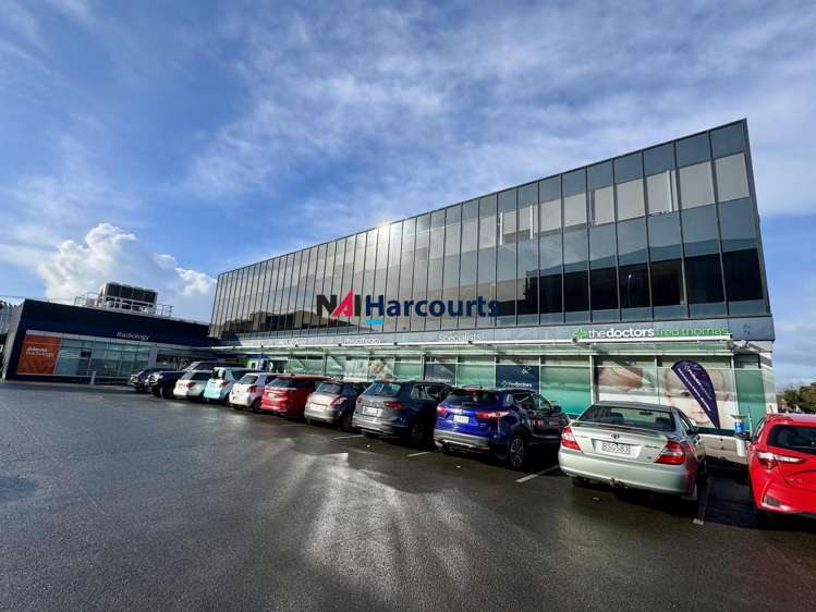 1/2 Fred Thomas Drive Takapuna_21