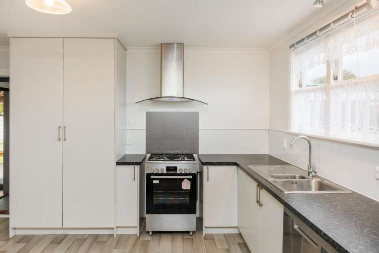 35 Wilson Crescent Highbury_10