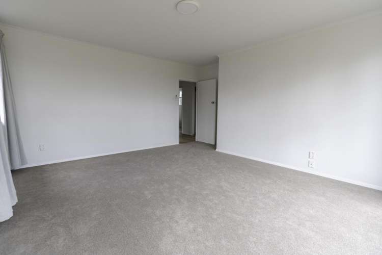 42 Spencer Street 11373_12