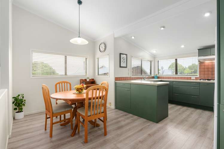 131 Dinsdale Road Dinsdale_2