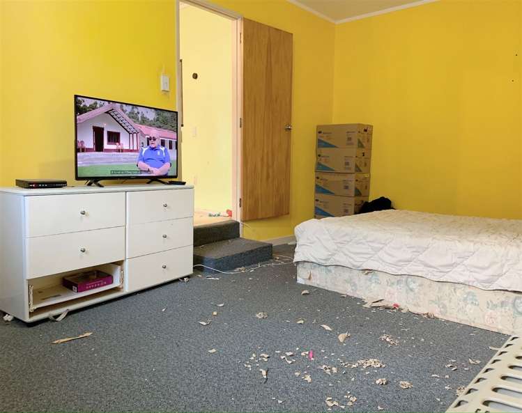 1/9 Wairata Place Te Atatu South_11