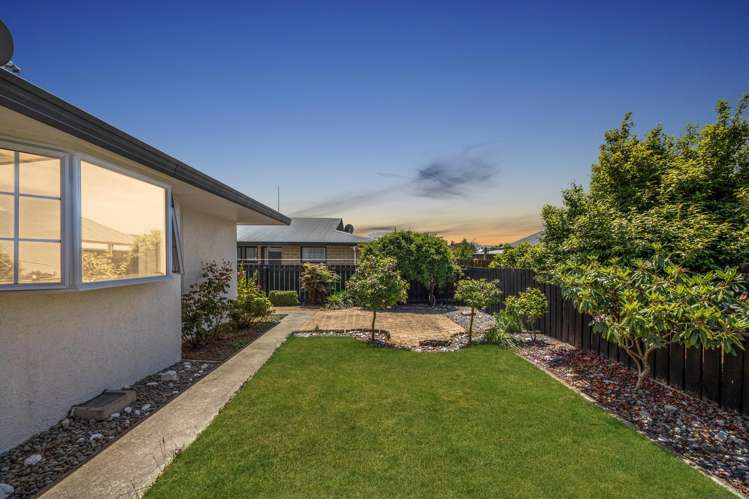 2/48 Brooklyn Drive Redwoodtown_9