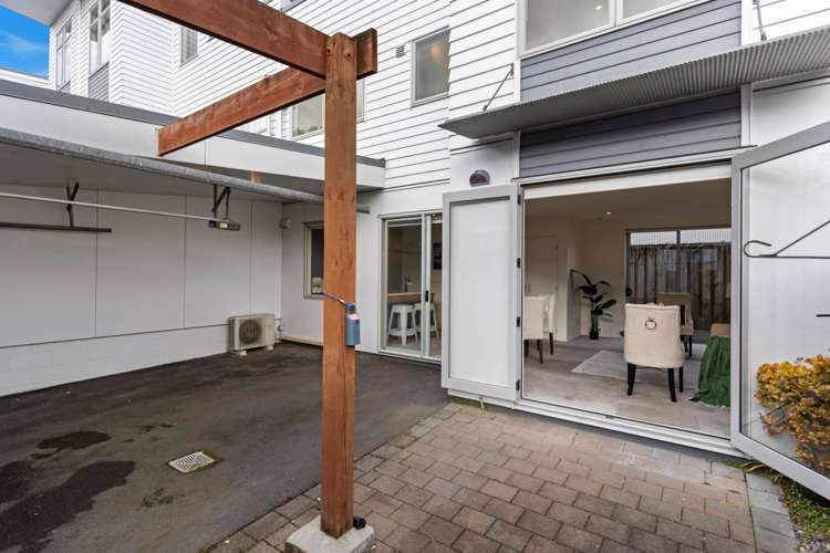 60/3 Wagener Place Mount Albert_11