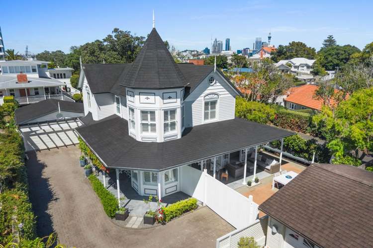 43b Stanley Point Road_0