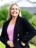 Kersna Claxton