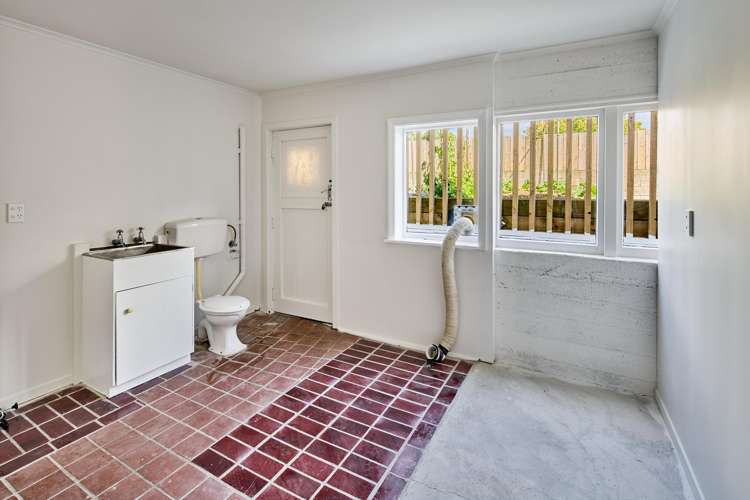 35 Allen Terrace Tawa_17