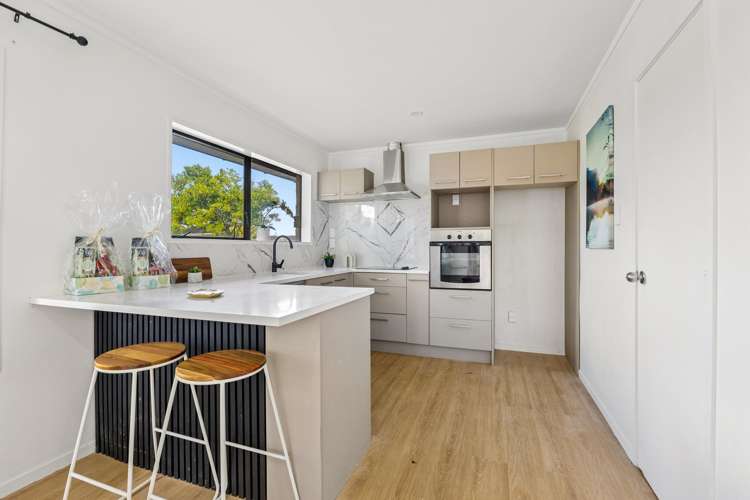 1/22 Gibbons Road Weymouth_6