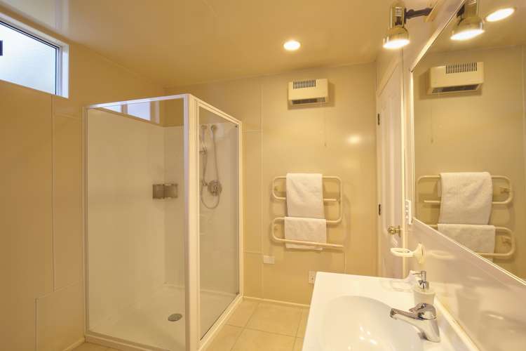 56 Lake Avenue Frankton_10