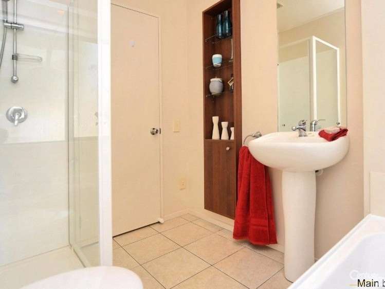 18 Ballydonegan Rise East Tamaki_11