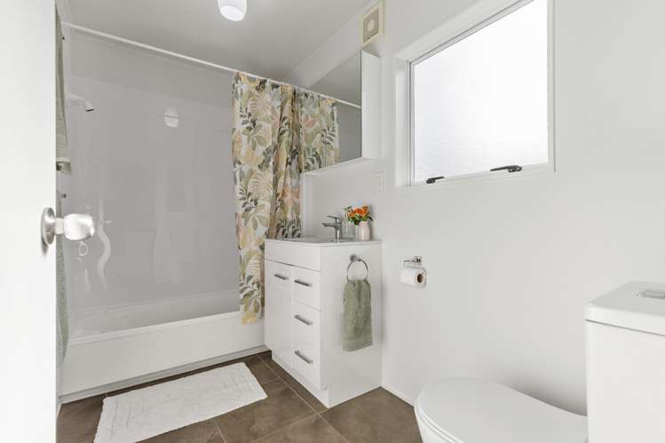 1030B East Coast Road Torbay_19