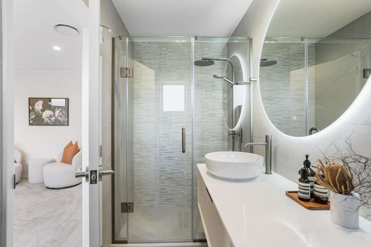 176 Hendon Avenue_4
