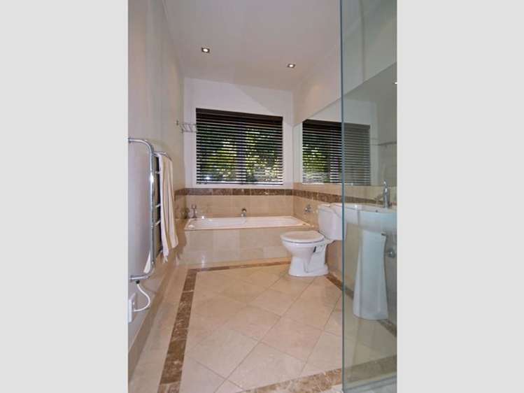 118 Paritai Drive Orakei_10