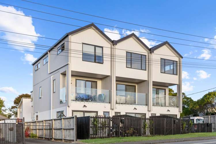 113 Te Atatu Road Te Atatu South_21